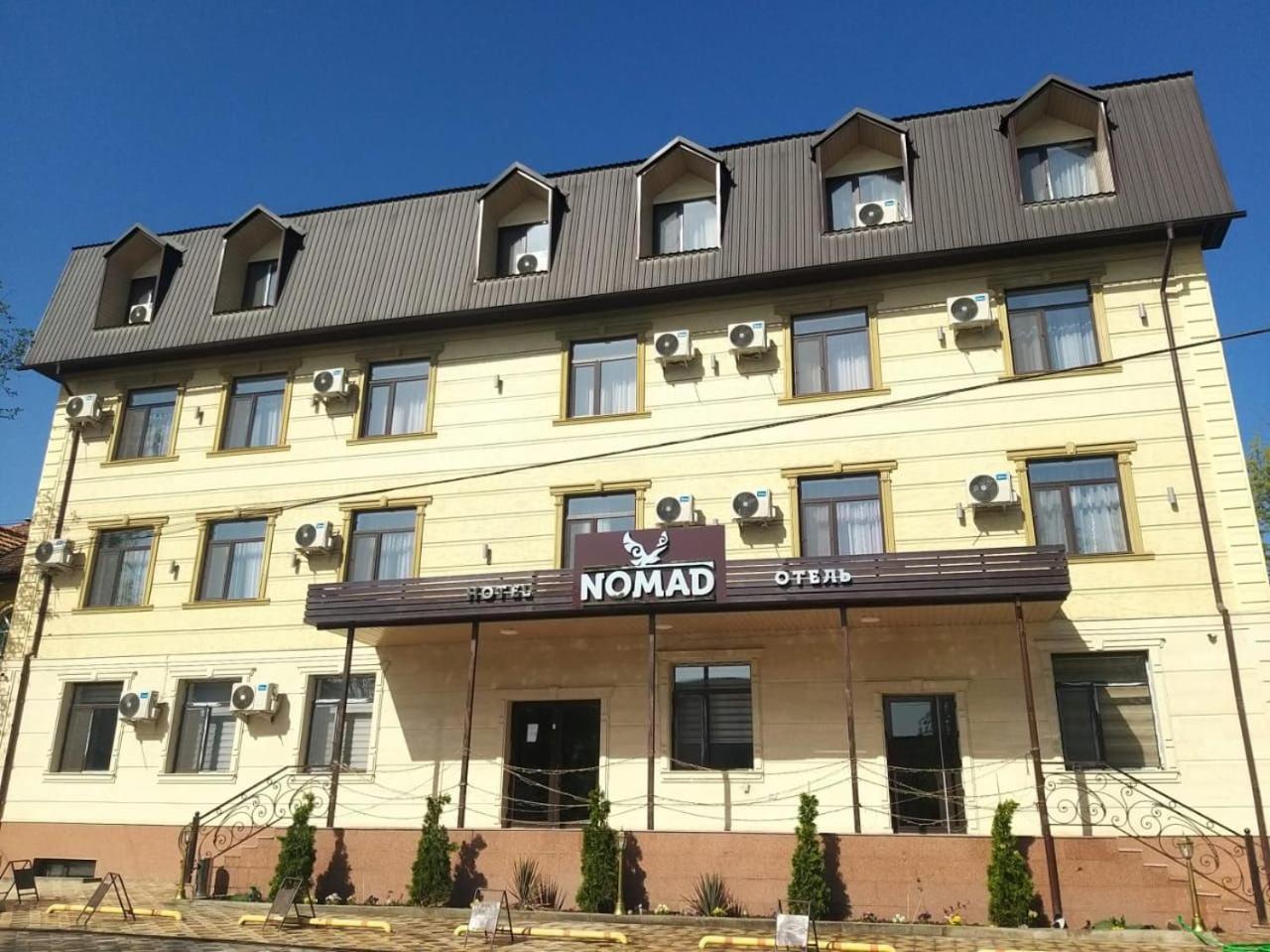Nomad Hotel Bishkek Halal ภายนอก รูปภาพ